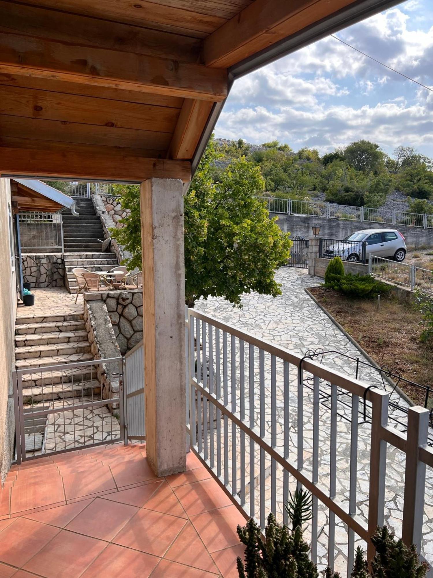 Apartment Zezelj, Tribanj Kruscica מראה חיצוני תמונה